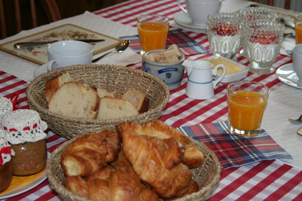 La Double Porte Bed and Breakfast Castéra-Verduzan Eksteriør billede